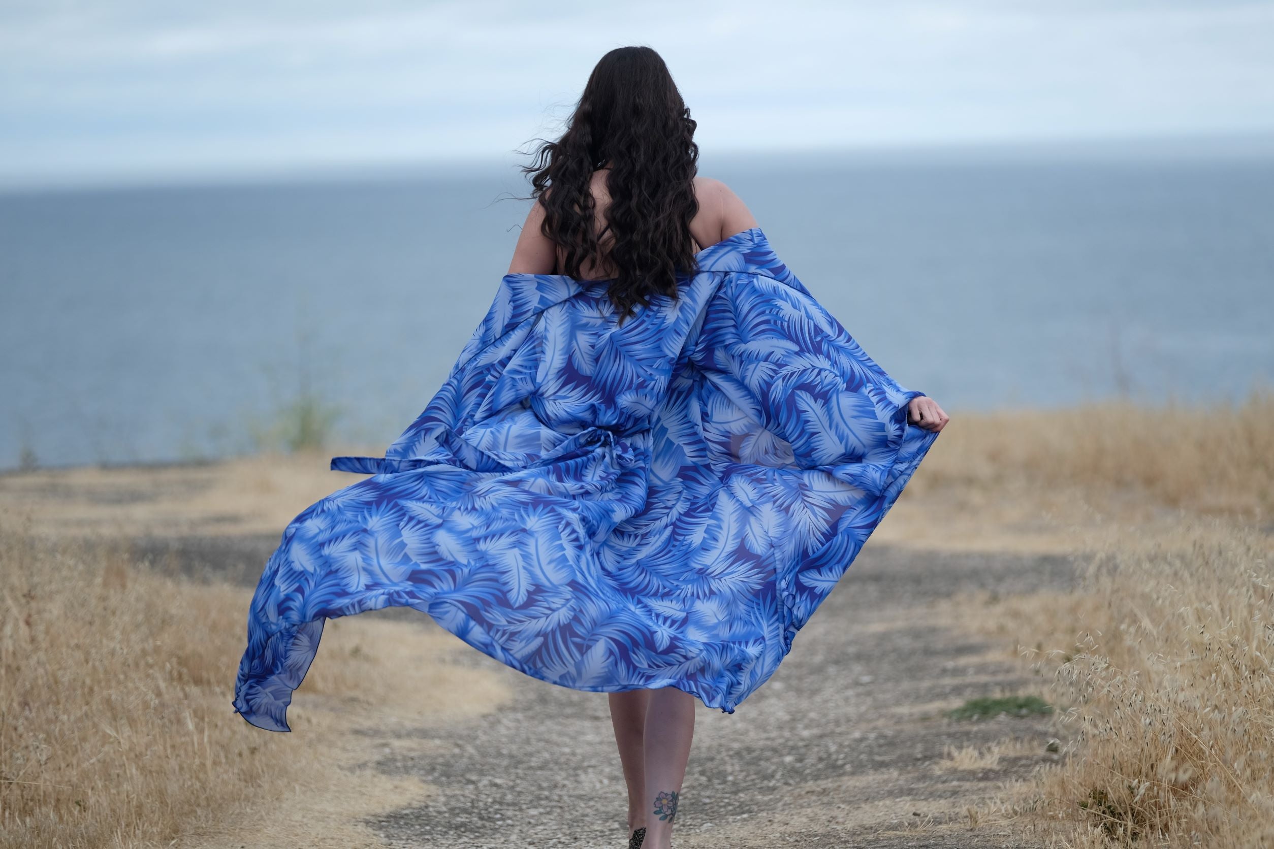 Tropical Breeze Beach Robe - Indigo Island Print